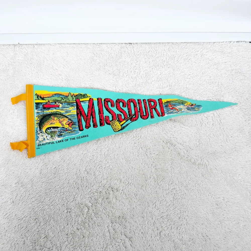 Vintage Missouri State Pennant Vibrant Decor Man Cave Felt Mid Century 24